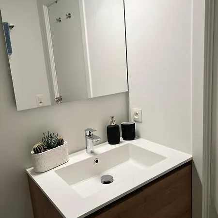 Cosy Testerep , Newly Renovated Appartement